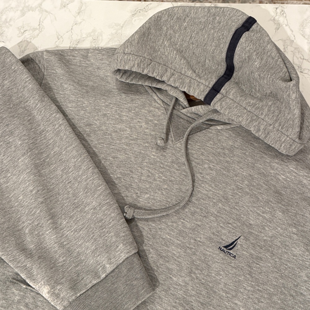 Vintage Nautica Heather Gray 100% Cotton Heavyweight Hoodie With Logo